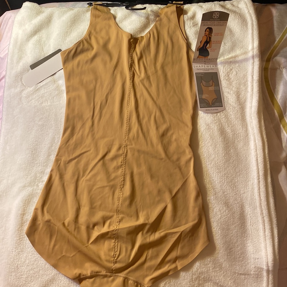 Shapewear - Picture 4 of 5